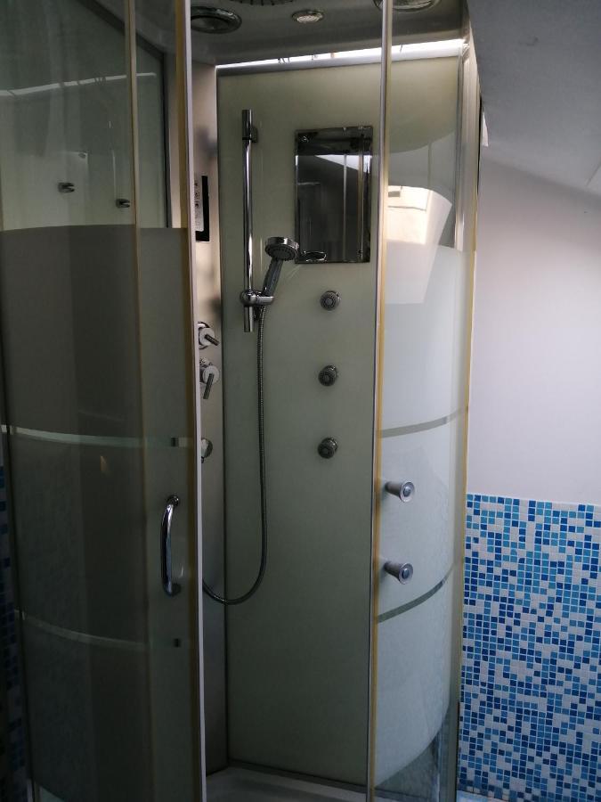 Gira Guest House Como Eksteriør bilde
